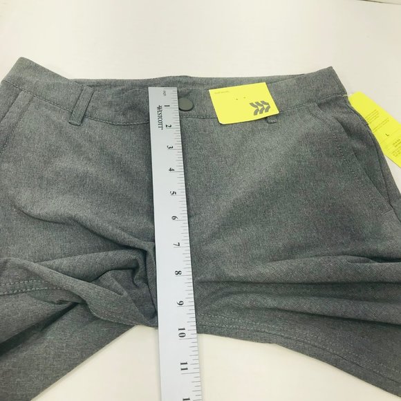 All In Motion Boys Size Large Adjustable Waist Moisture Wicking Golf Short New - Picture 11 of 14